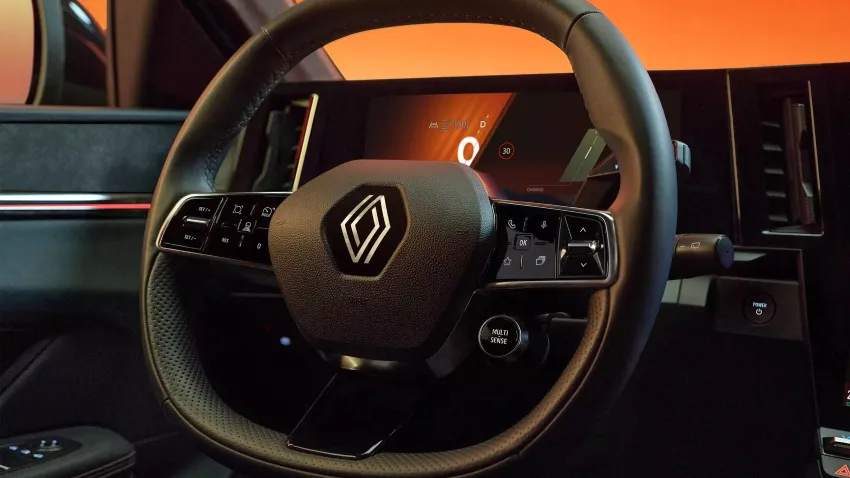 Image: Renault Megane E-Tech interior 