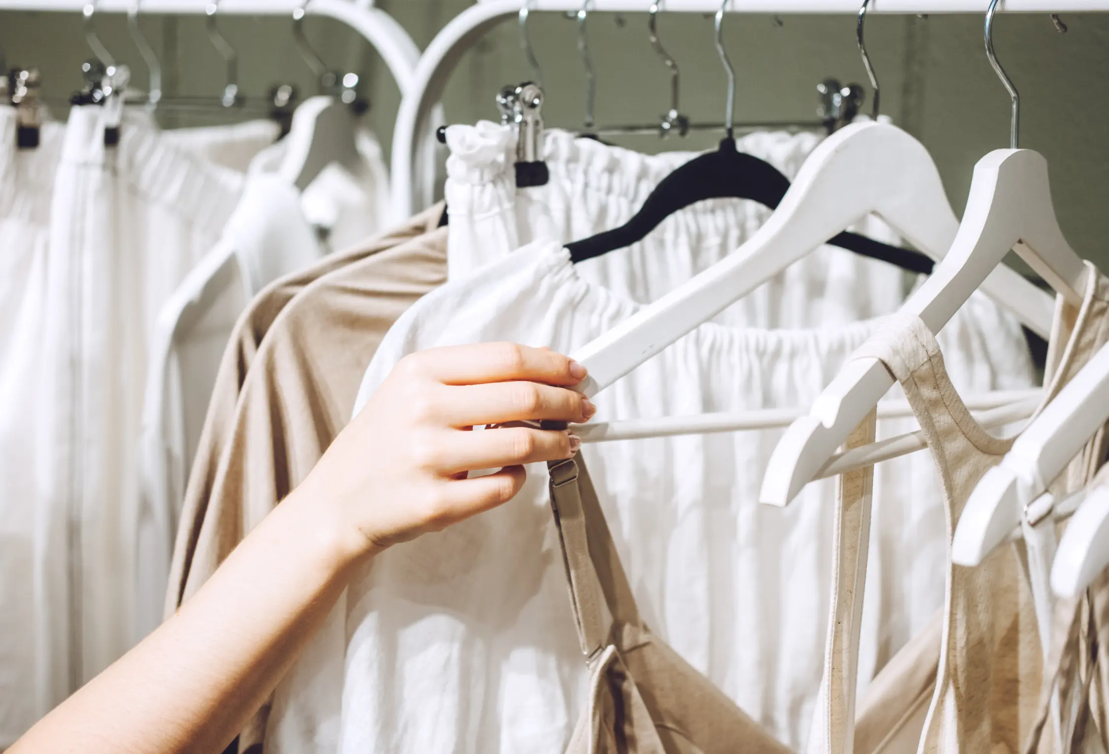 Image : Sustainable Fashion, clothes hanging on cloth hanger