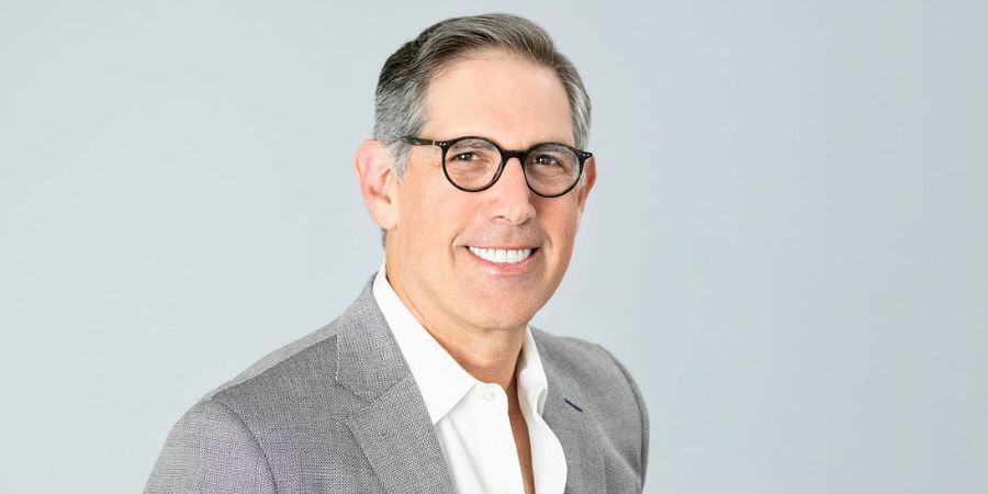 Gil Mandelzis Honored by Goldman Sachs at 2025 Builders and Innovators Summit