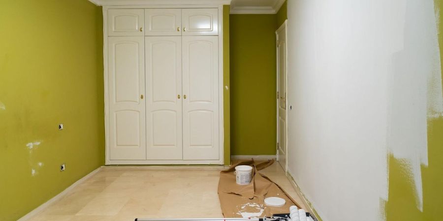 Should I Repaint Before Selling My Home? What Washington Buyers Look For 8 Should I Repaint Before Selling My Home? What Washington Buyers Look For