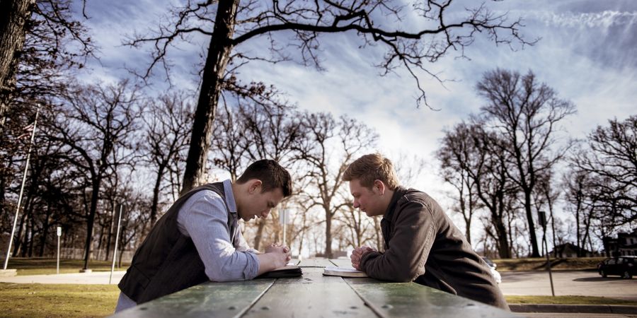 The Moment Everything Changed: Stories from People Who Chose to Help 3 The Moment Everything Changed: Stories from People Who Chose to Help