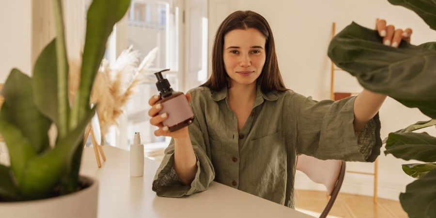 Eco-Friendly Elegance: The Convenience of a Refill Perfume Bottle