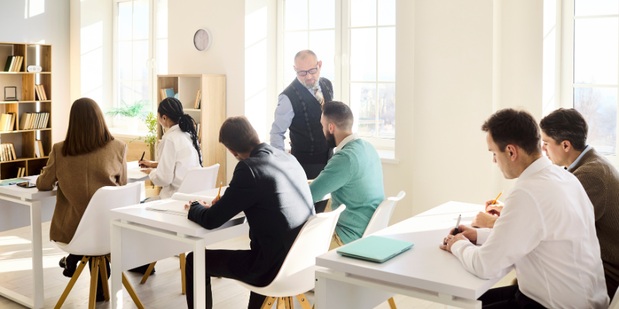 How Remote Proctoring Works in a Typical Exam Session 4 How Remote Proctoring Works in a Typical Exam Session