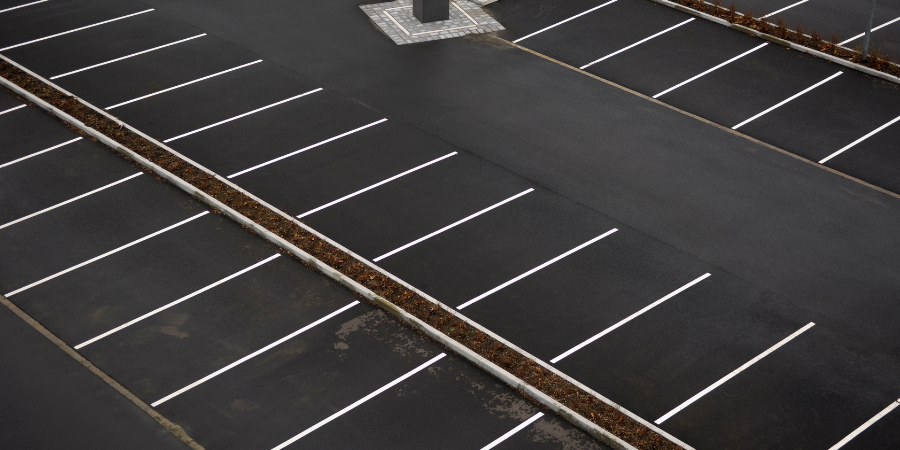 How to Choose a Parking Lot Contractor in Long Island Pricing, Red Flags & What to Expect