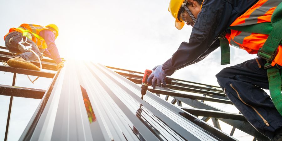 5 Trusted Insurance Agencies for Roofing Contractors in the U.S.