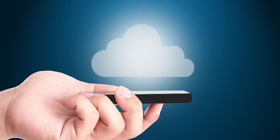 Why Businesses Are Switching To A Cloud-Based Phone System