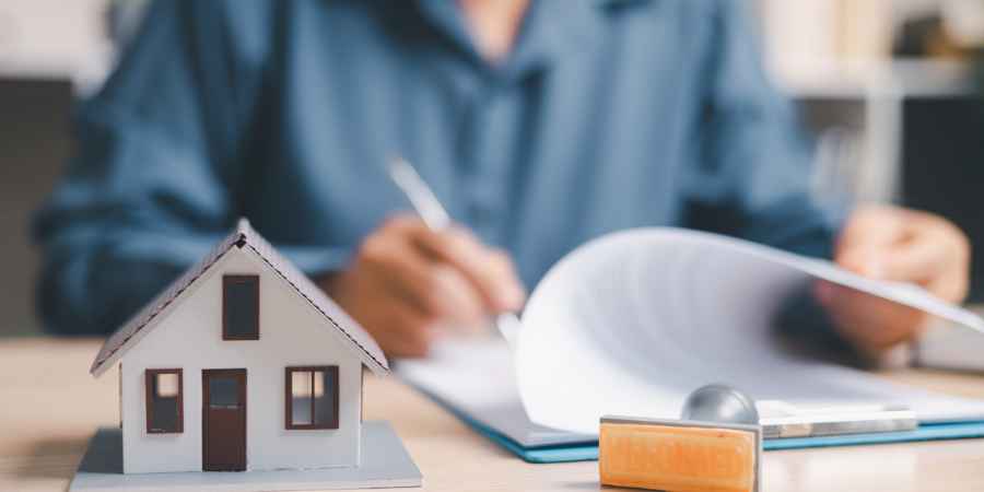 8 Smart Ways to Compare Rental Homes Before You Sign a Lease 1 Rental Homes