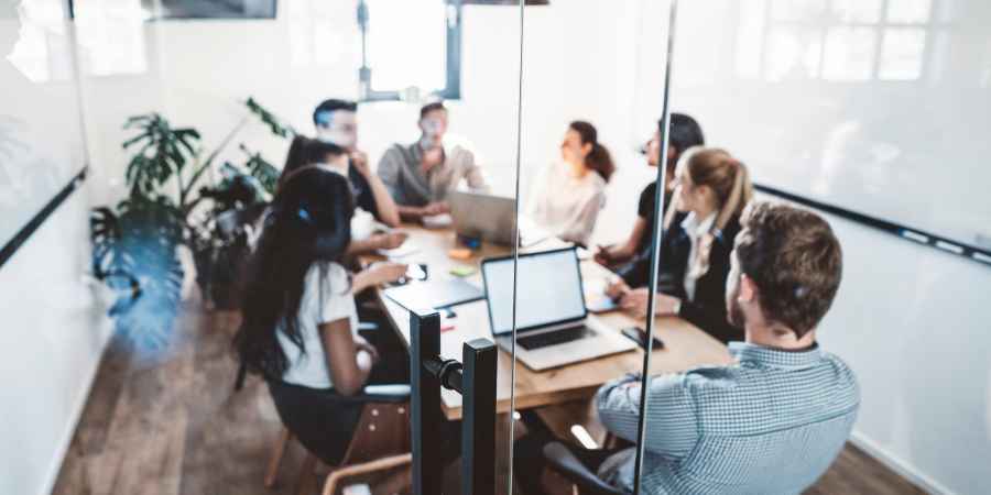 The Technological Challenges Facing Multi-Site Organisations 5 The Technological Challenges Facing Multi-Site Organisations